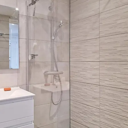 7 Minutes From The Beaches Cosy And Convenient With Terrace Appartamento