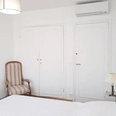 7 Minutes From The Beaches Cosy And Convenient With Terrace Cannes